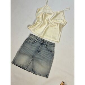 Arizona Jean Co Denim Mini Skirt Womens Size 3‎ Blue Distressed Wash Casual NWT